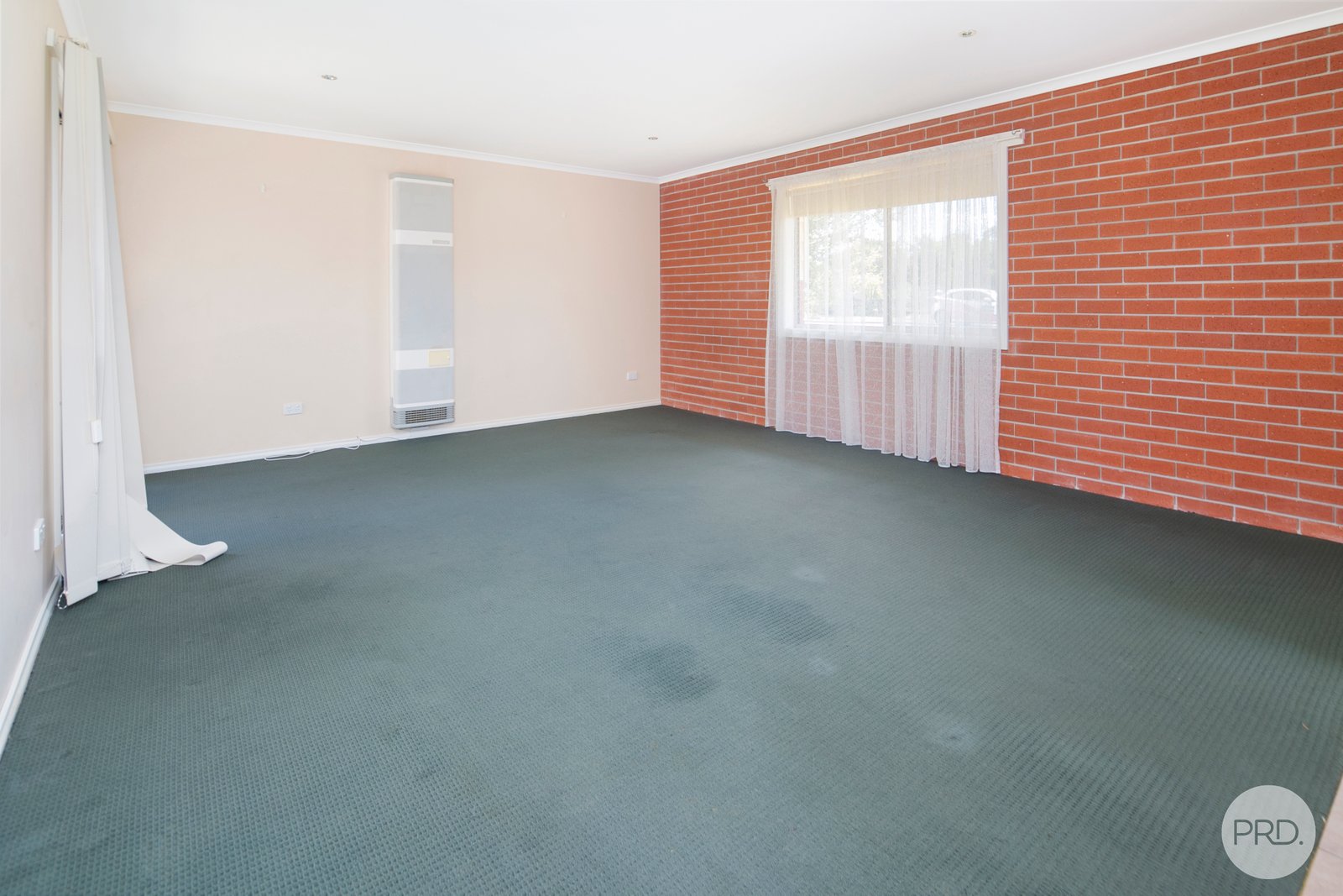 1/12 Morgan Street SEBASTOPOL 3