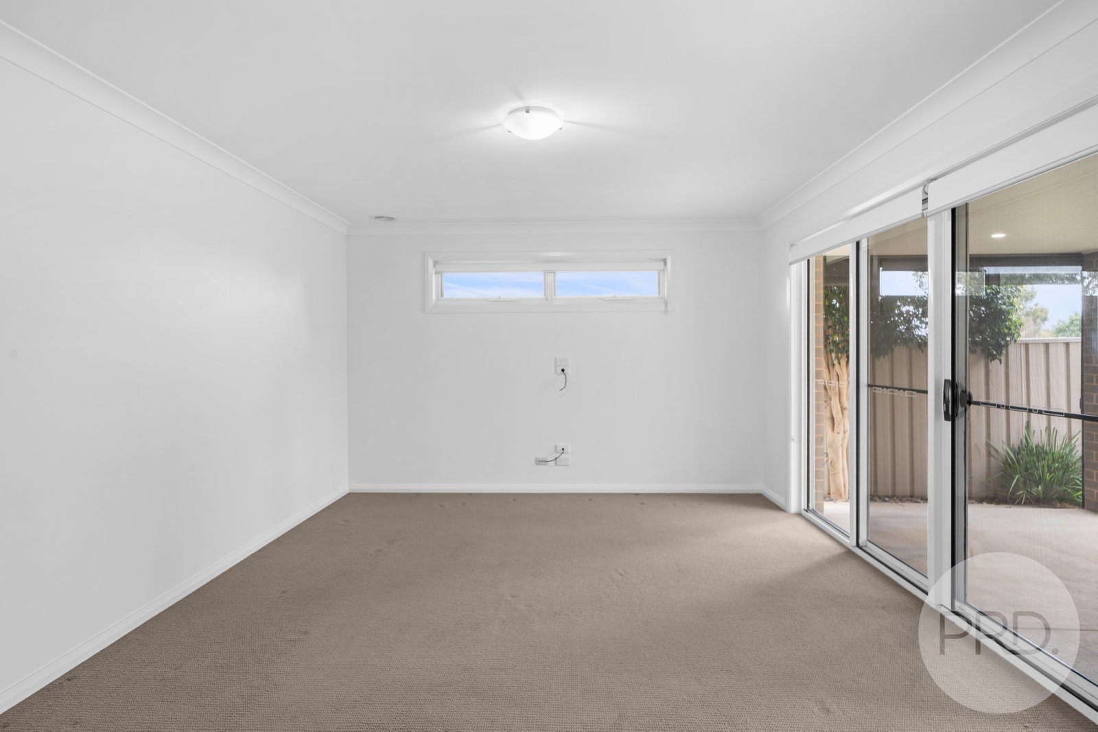 1/12 Murndal Place BOURKELANDS 3