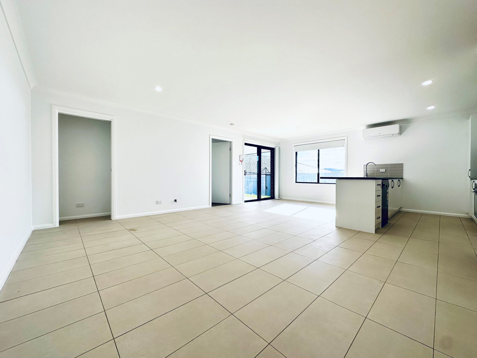 1/12 Mustang Close TAMWORTH 3