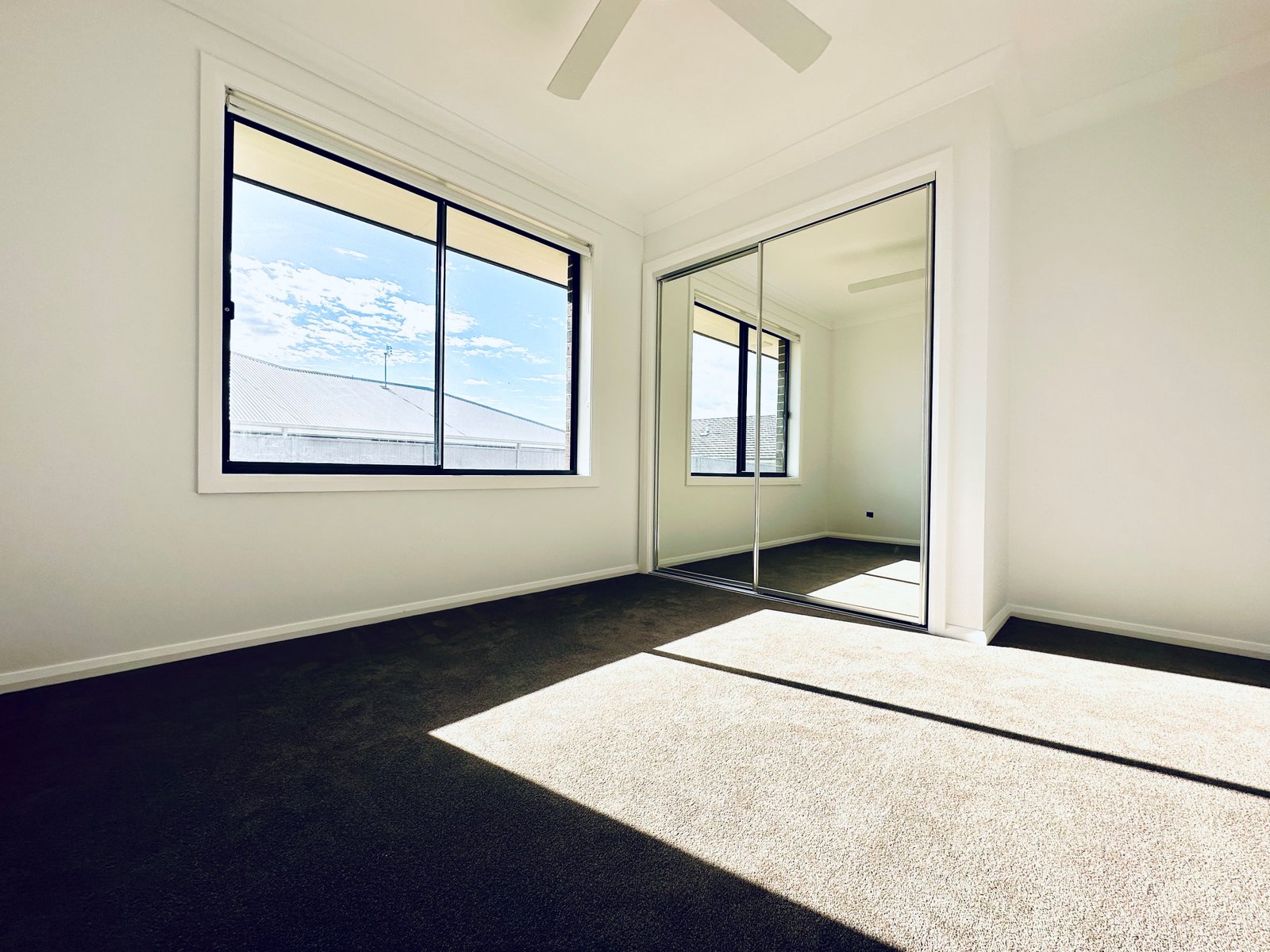 1/12 Mustang Close TAMWORTH 7