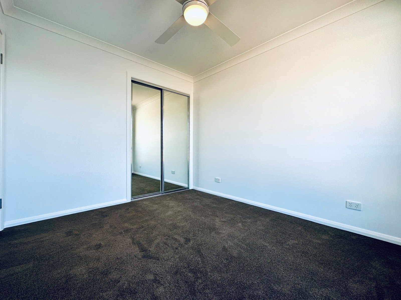 1/12 Mustang Close TAMWORTH 6