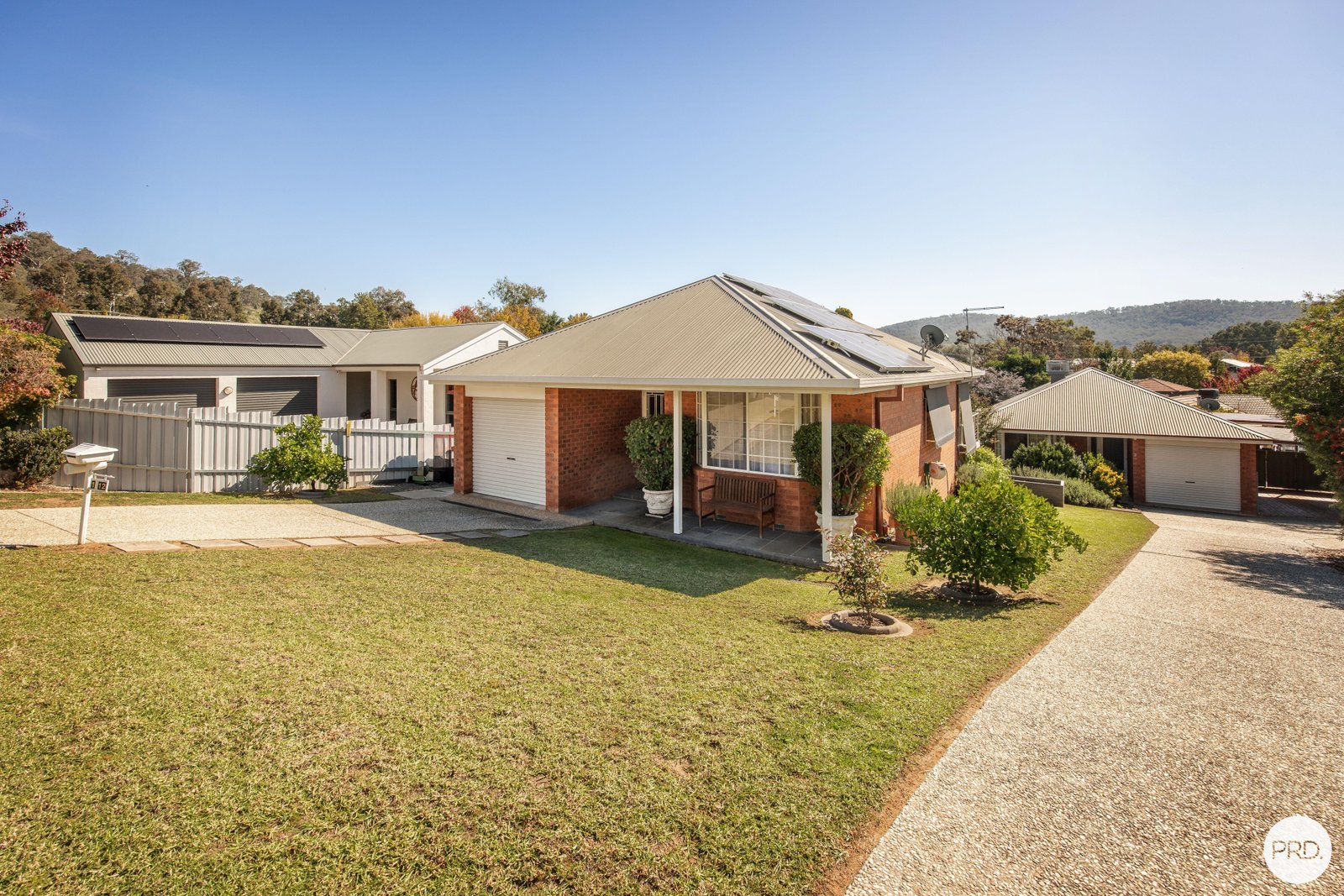 1/12 Orchard Way LAVINGTON 2