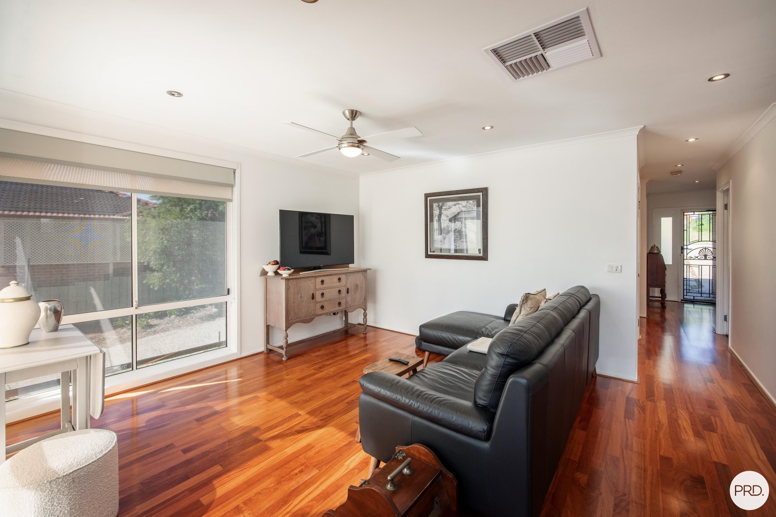 1/12 Orchard Way LAVINGTON 5