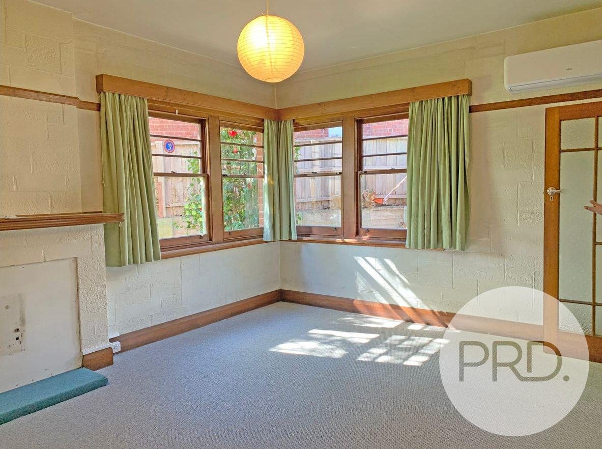1/12 Osborne Street SANDY BAY 3
