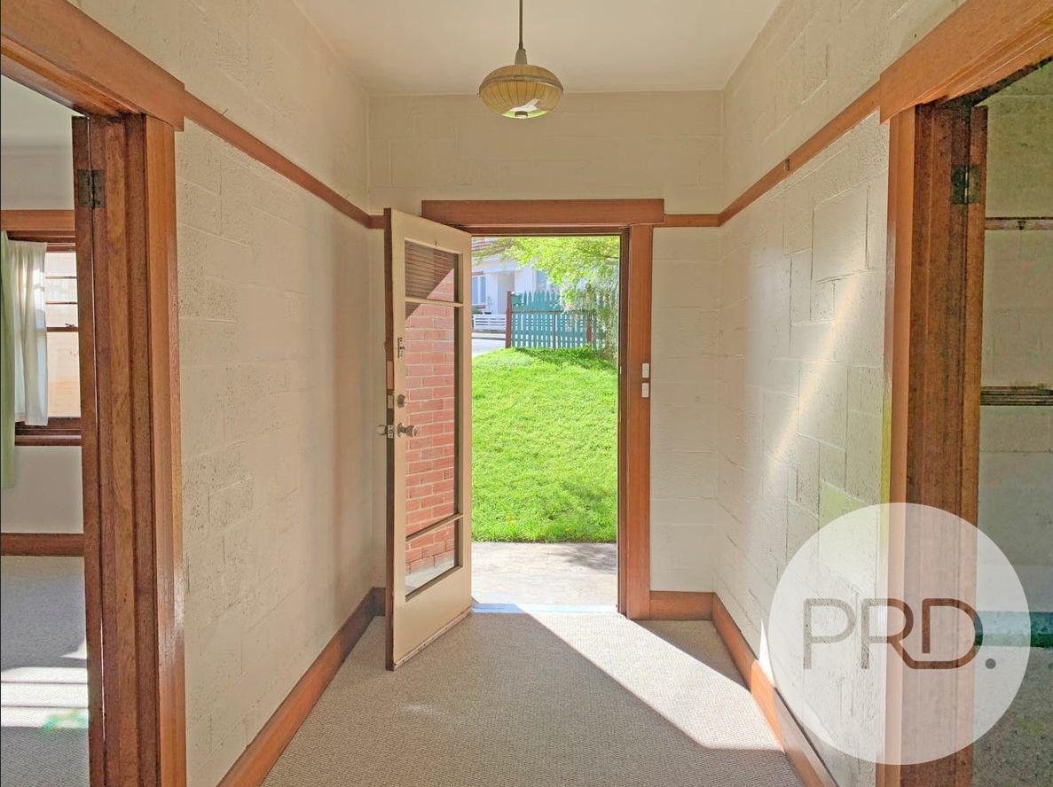 1/12 Osborne Street SANDY BAY 7