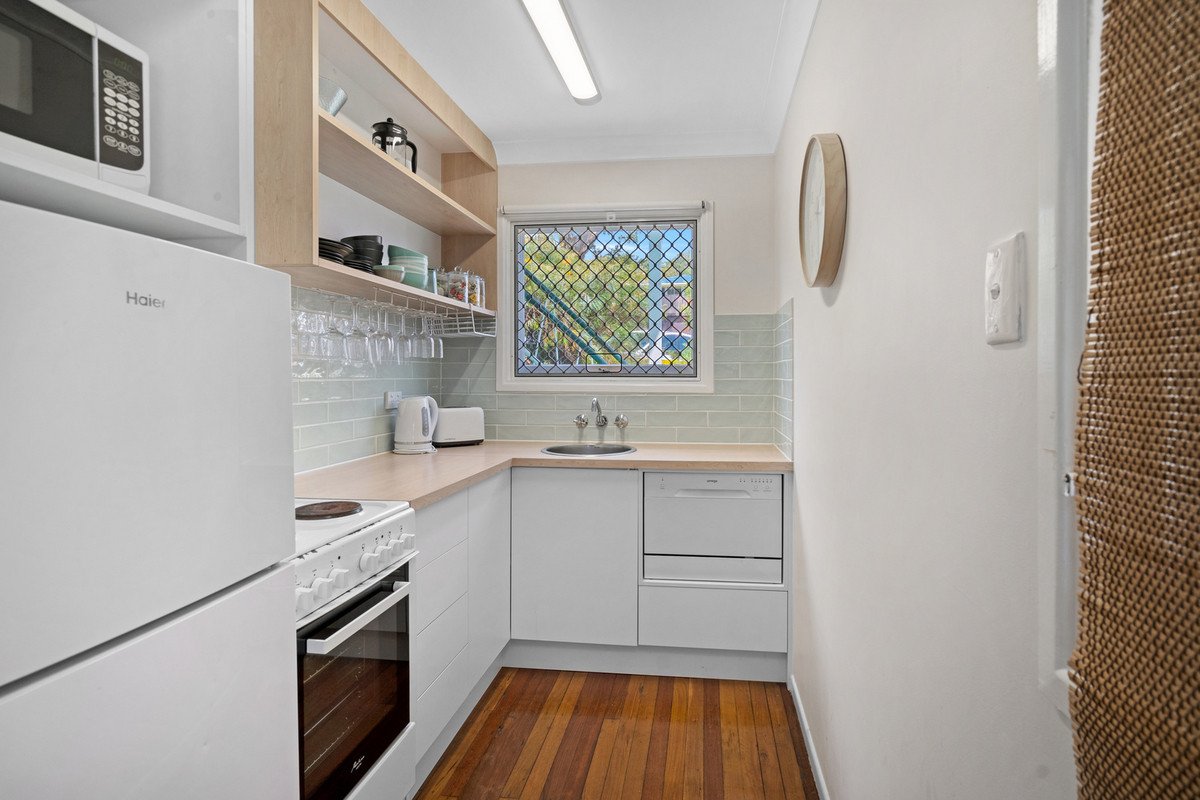 1/12 Park Avenue BURLEIGH HEADS 4