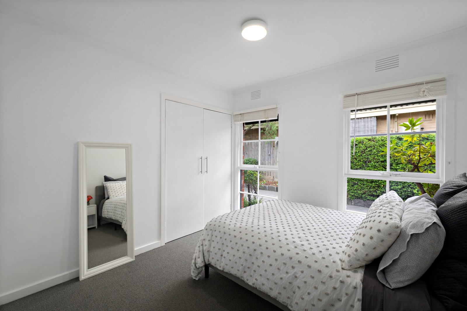 1/12 Peace Street, Glen Iris, 3146