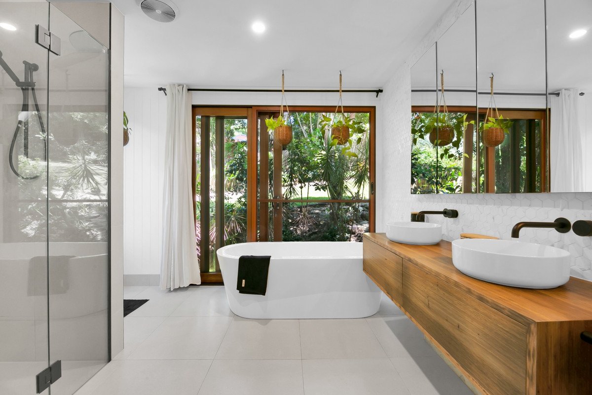 112 Piggabeen Road Currumbin Valley 3