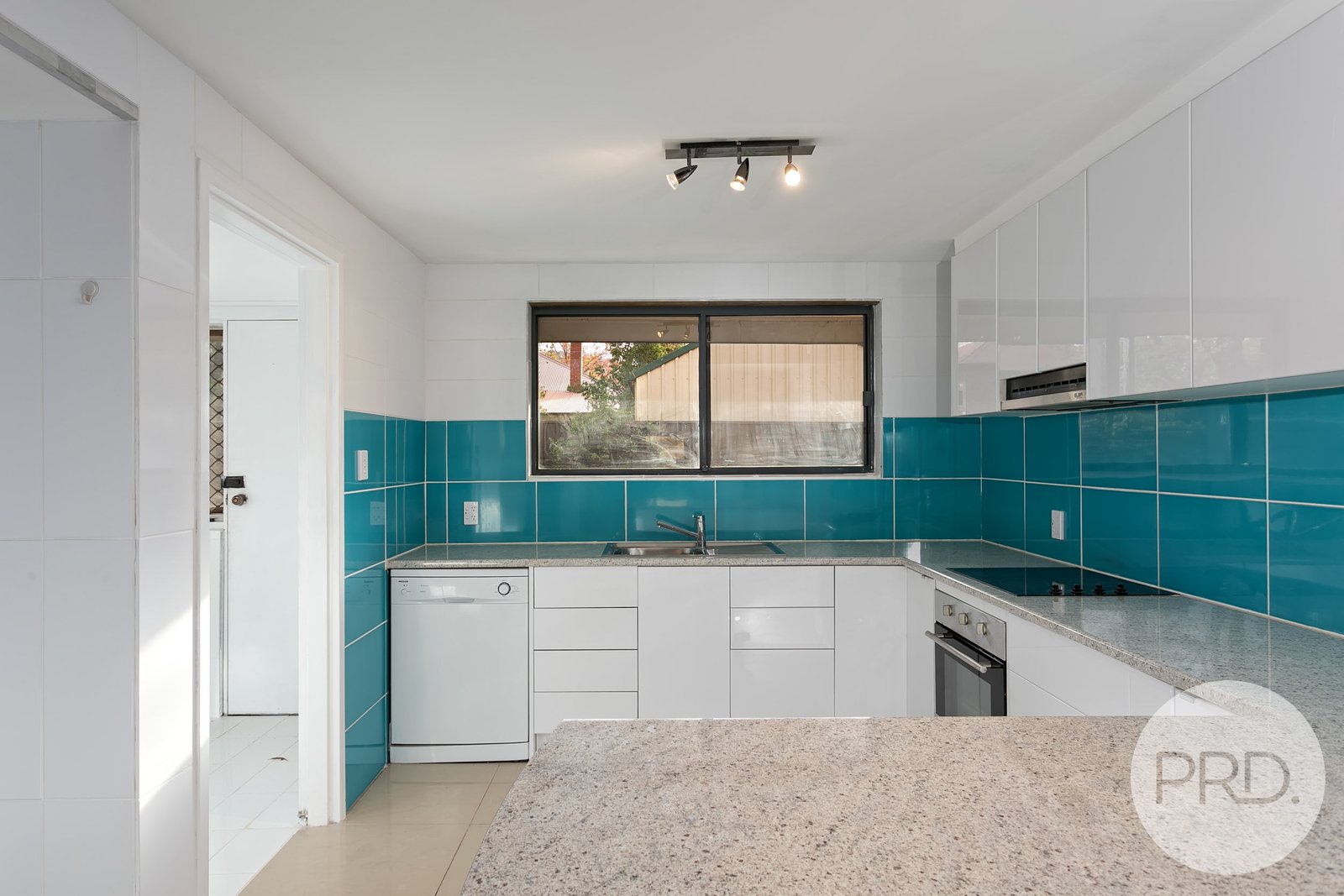 1/12 Salmon Street WAGGA WAGGA 5