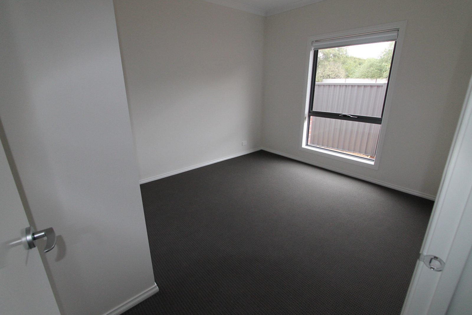 1/12 Specimen Vale  BALLARAT EAST 6