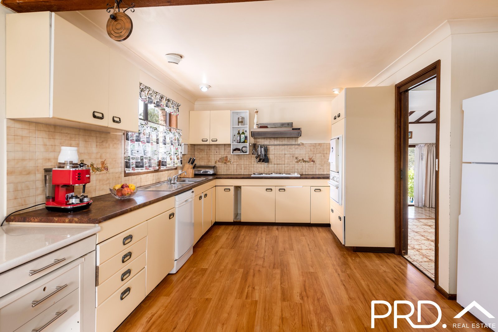 112 St George Crescent SANDY POINT 5