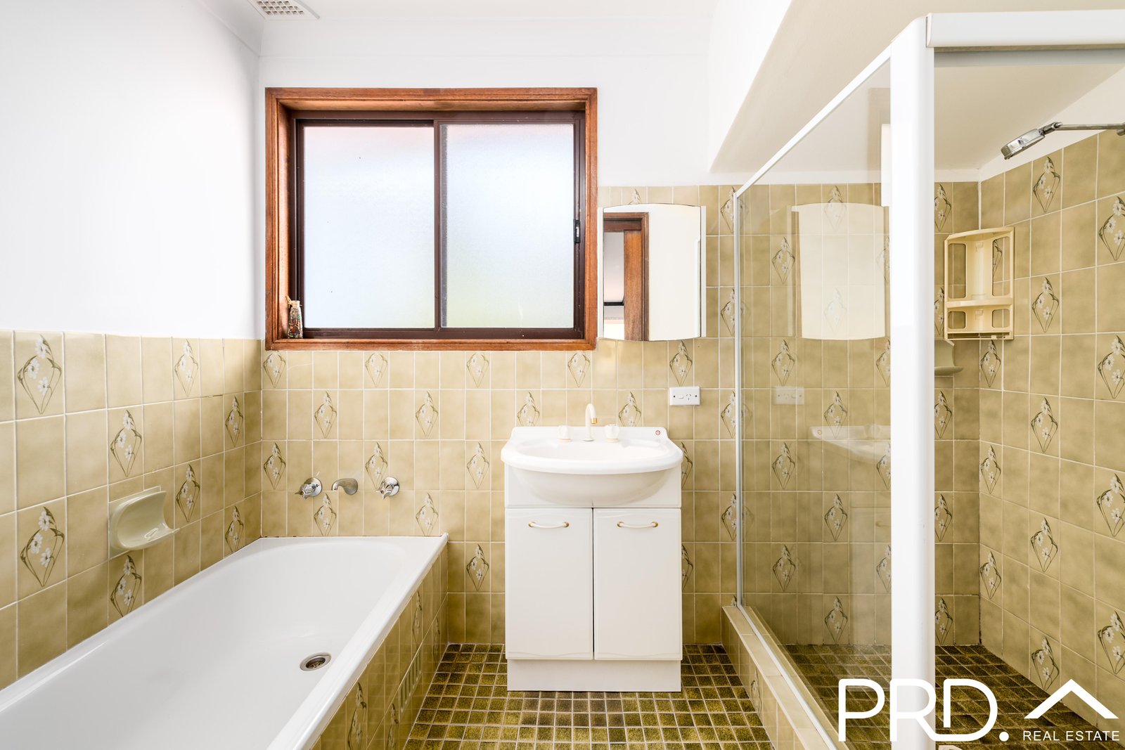 112 St George Crescent SANDY POINT 7