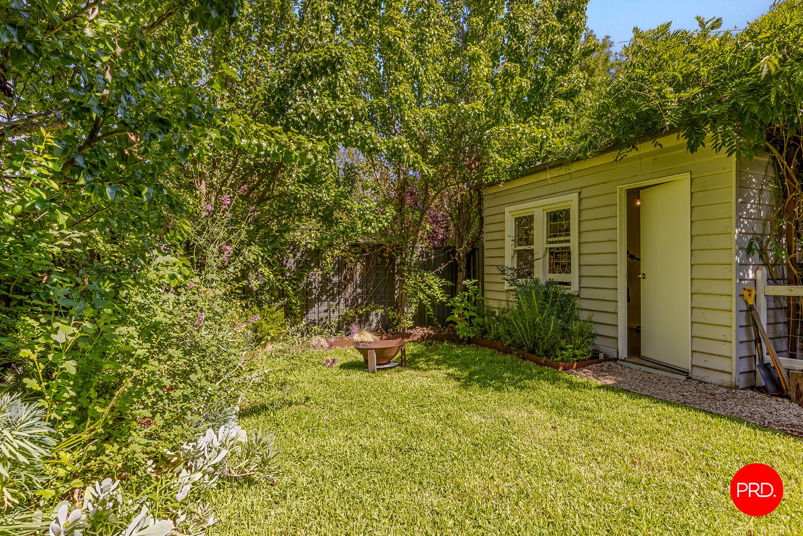 1/12 Sturt Street KYNETON 17