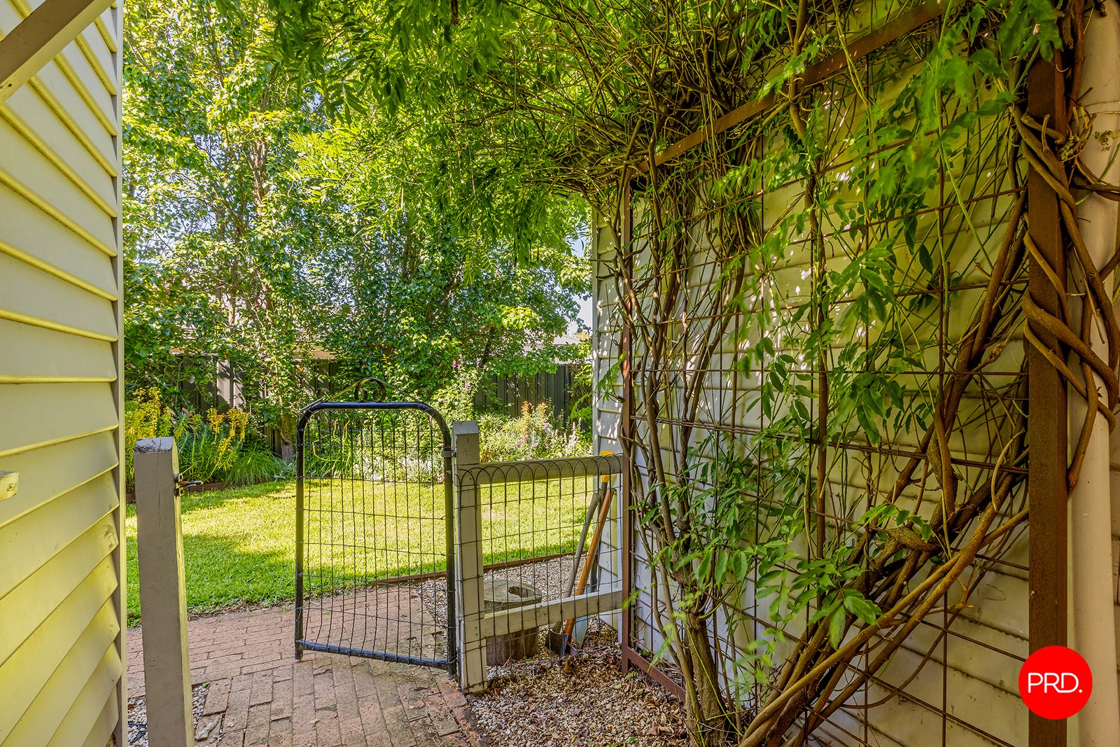 1/12 Sturt Street KYNETON 21