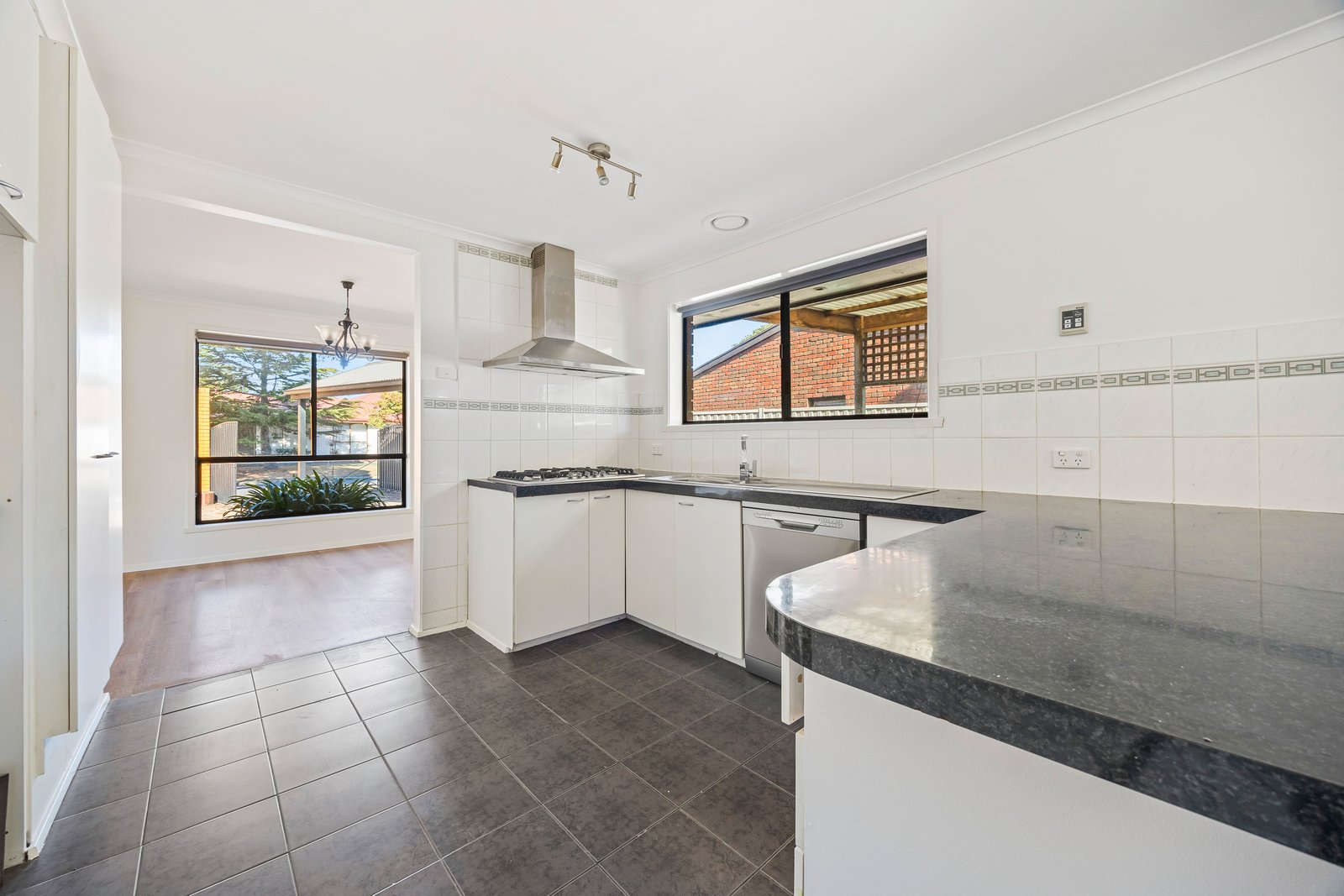 Gallery: 112 Warrina Drive