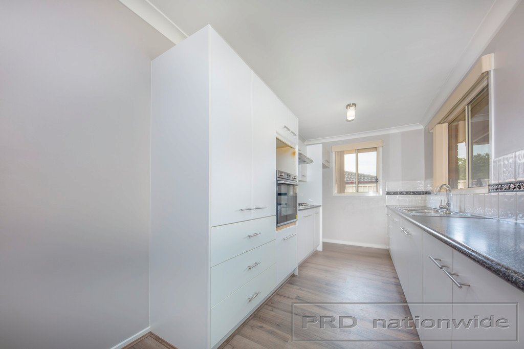 112 Weblands Street ABERGLASSLYN 5