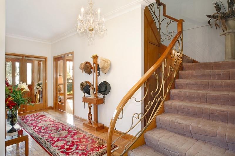112 Wendouree Parade LAKE WENDOUREE 2