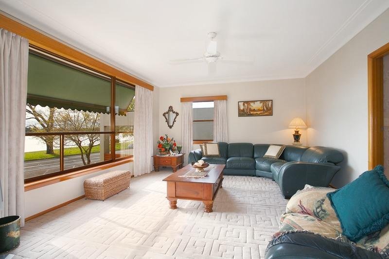 112 Wendouree Parade LAKE WENDOUREE 7