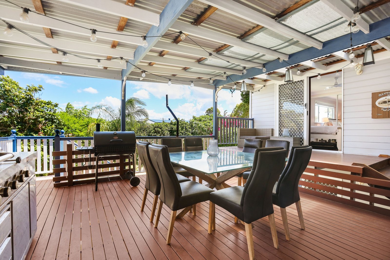 112 Whiting Street LABRADOR 2