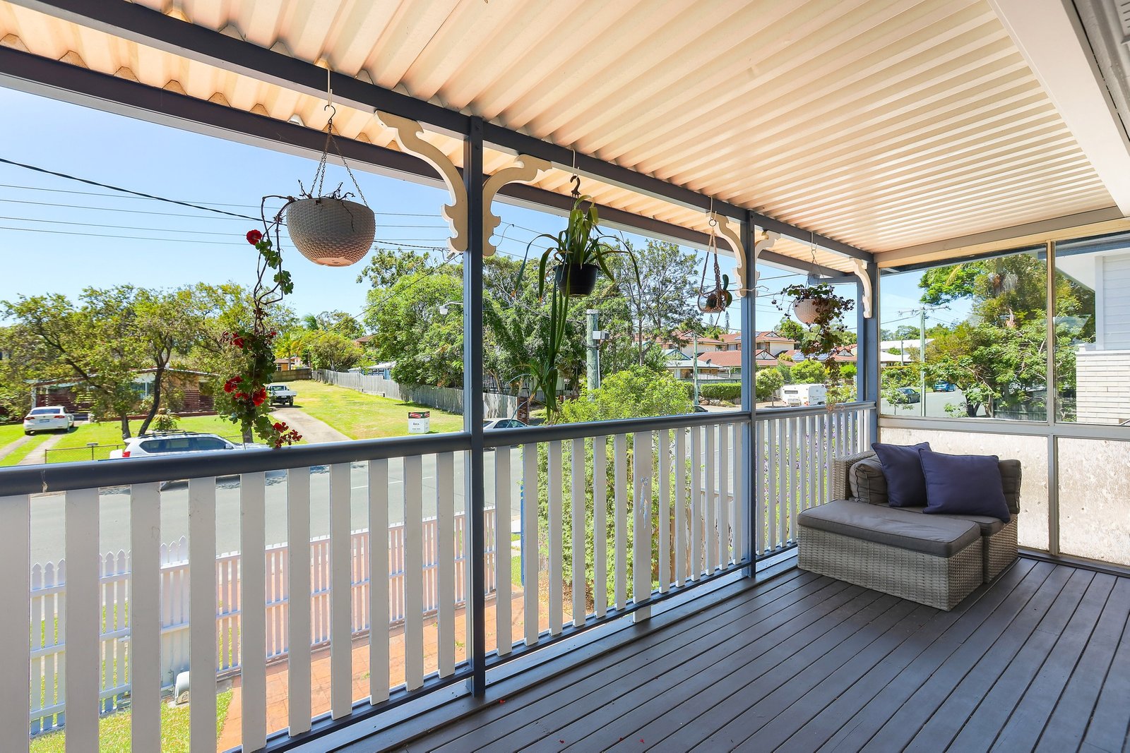 112 Whiting Street LABRADOR 8