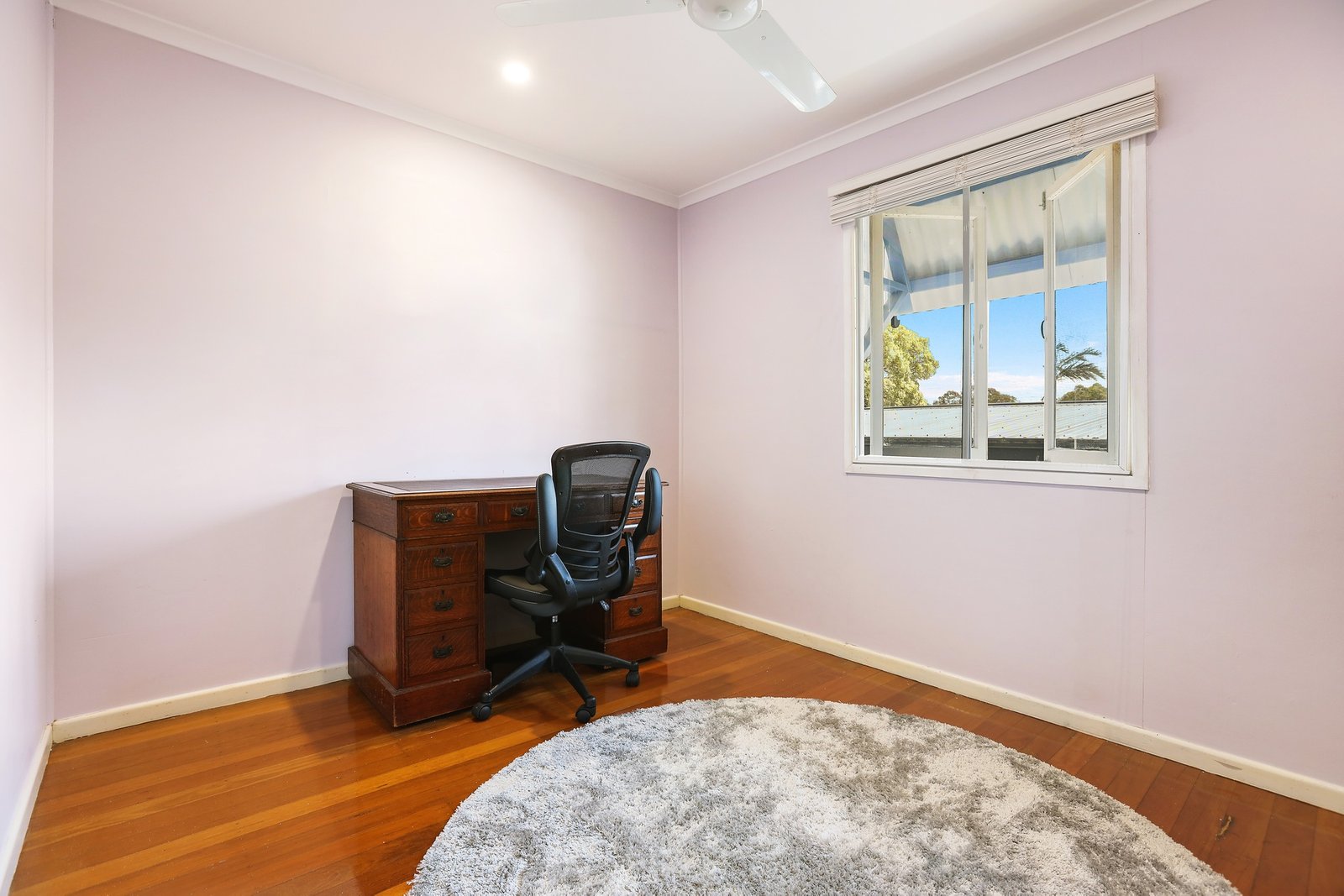 112 Whiting Street LABRADOR 11