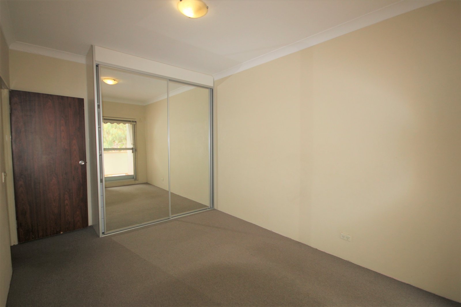 11/20-22 Paine Street KOGARAH 6