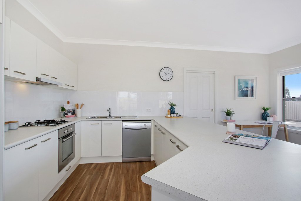 1/120 Alexandra Street EAST ALBURY 6