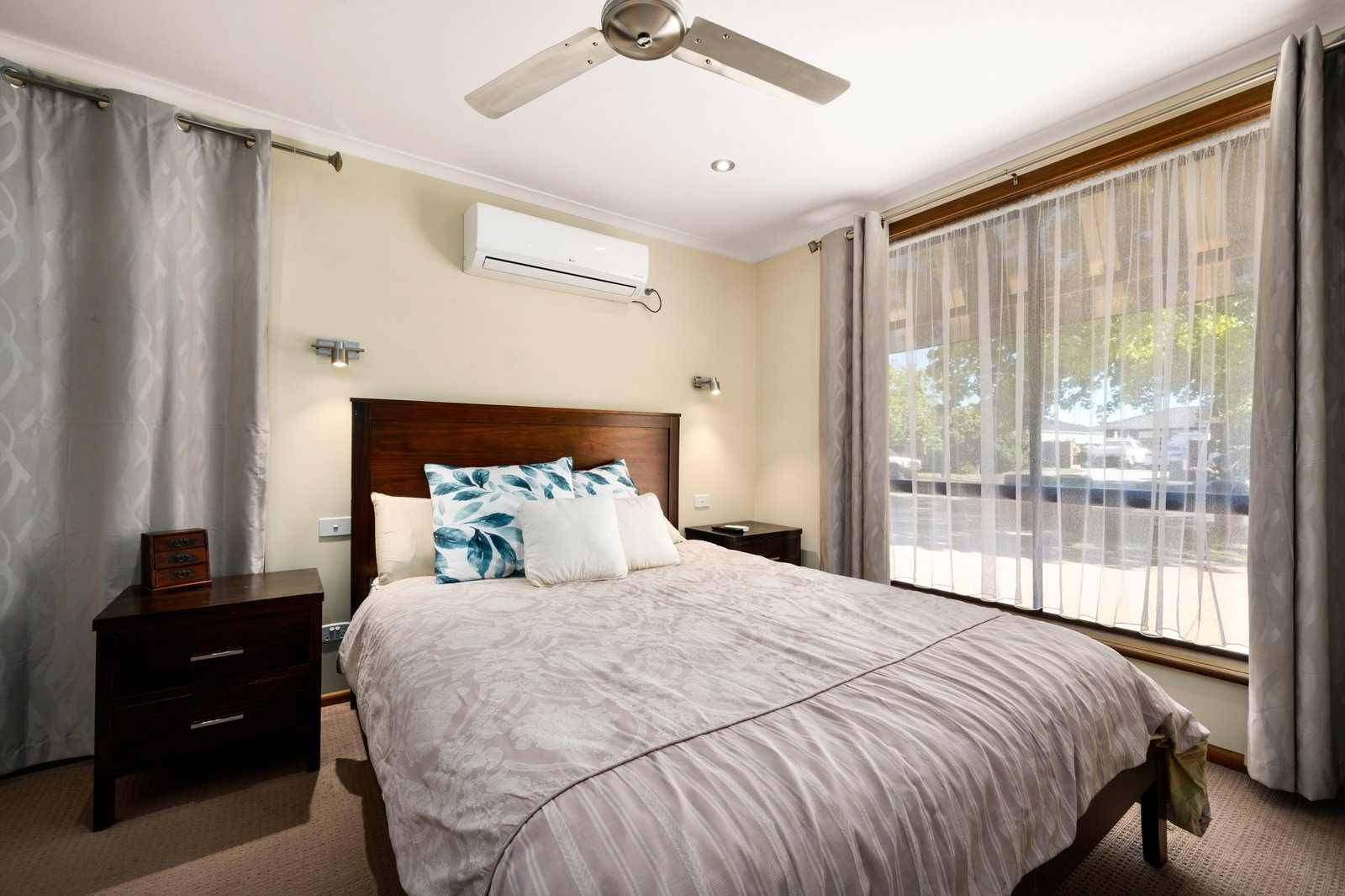1/120 Bilba Street EAST ALBURY 6