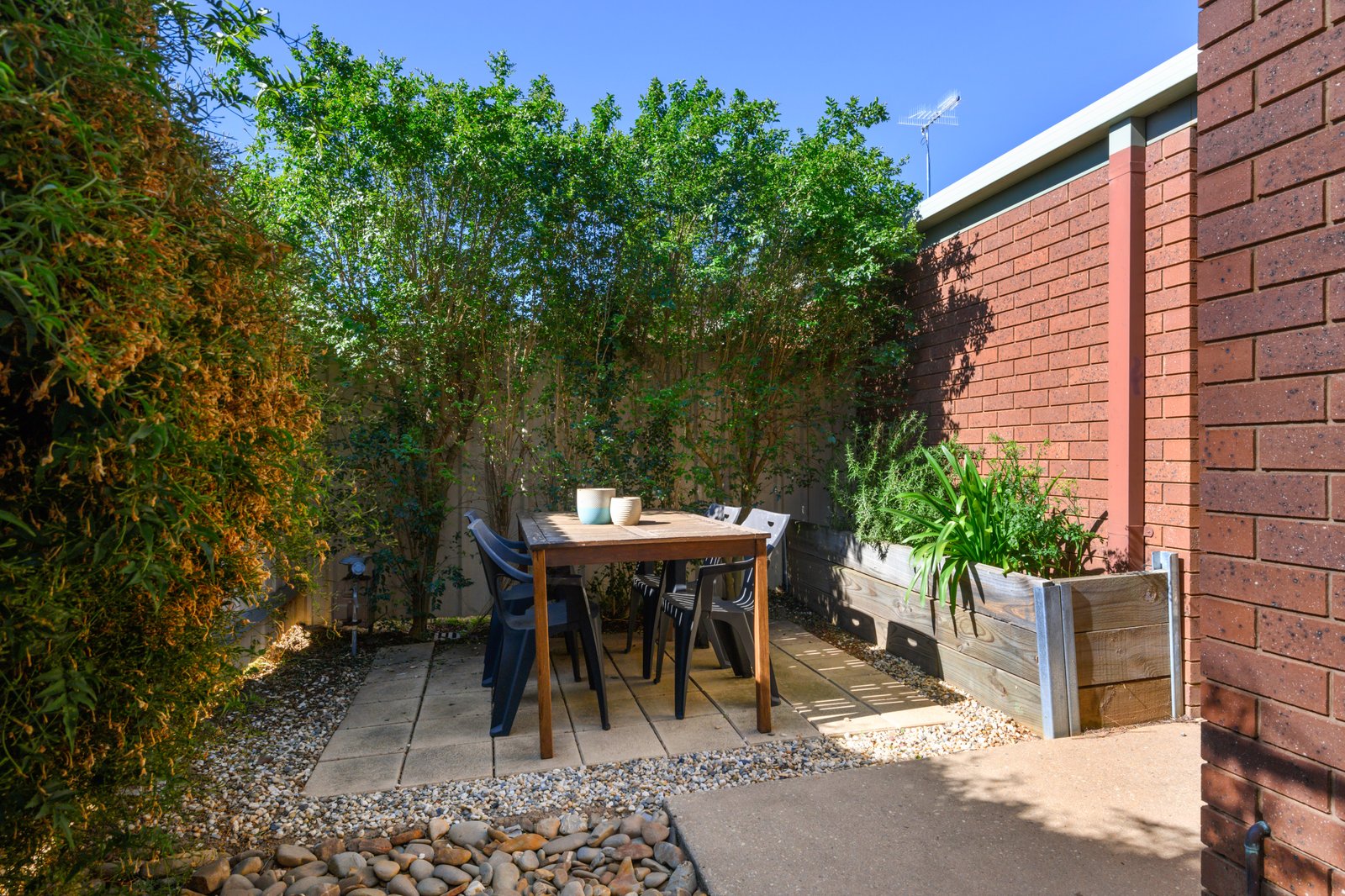 1/120 Bilba Street EAST ALBURY 9