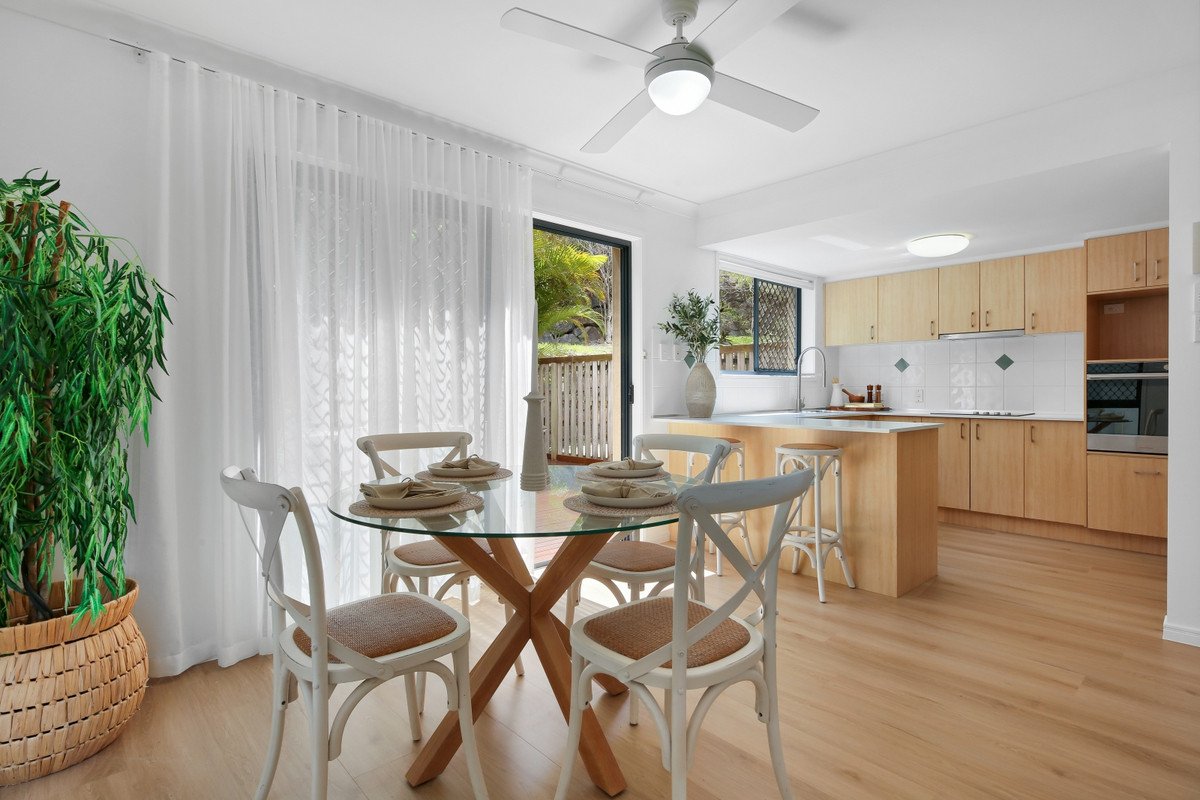 11/20 Paddington Drive Carrara 8