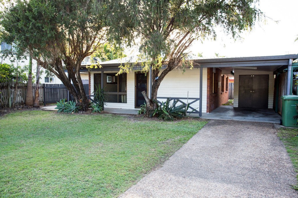 11/20 Pandanus Drive CANNONVALE 1
