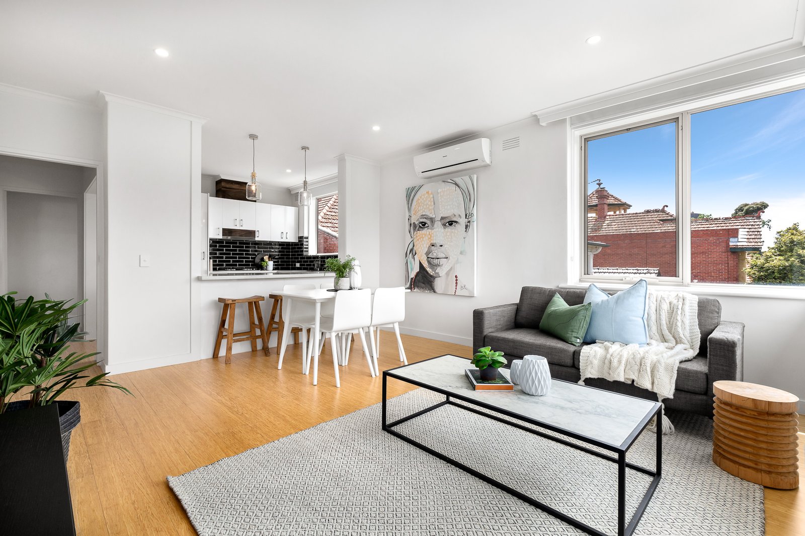 Gallery: 11/206 Canterbury Road
