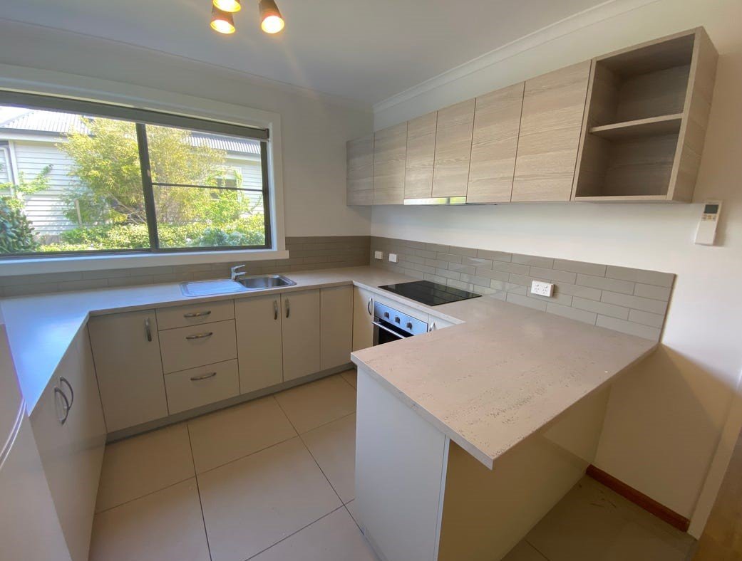 1/121 Lansdowne Crescent WEST HOBART 2