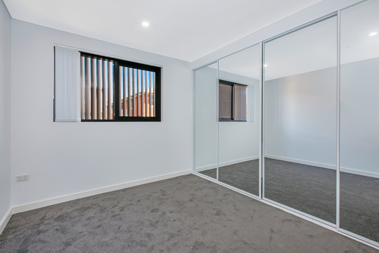 112/10 Beaumont Street CAMPSIE 3