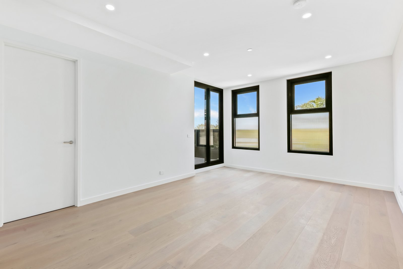 Gallery: 112/1052-1058 Toorak Road