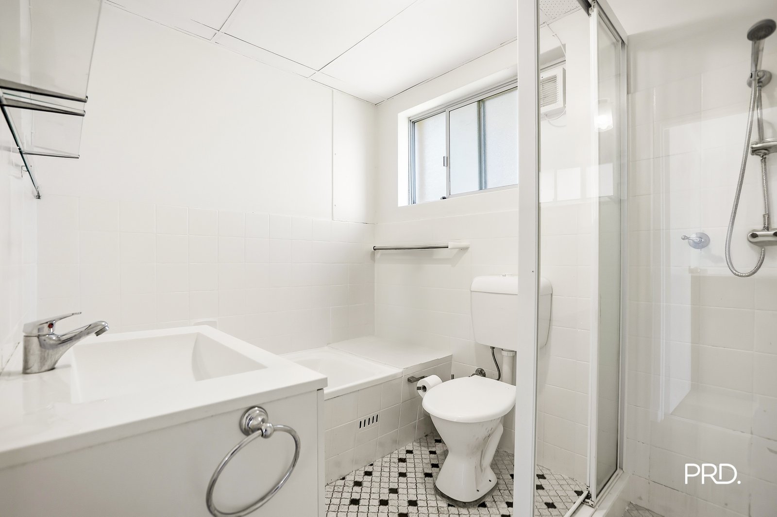 11/211 Derby Street PENRITH 10