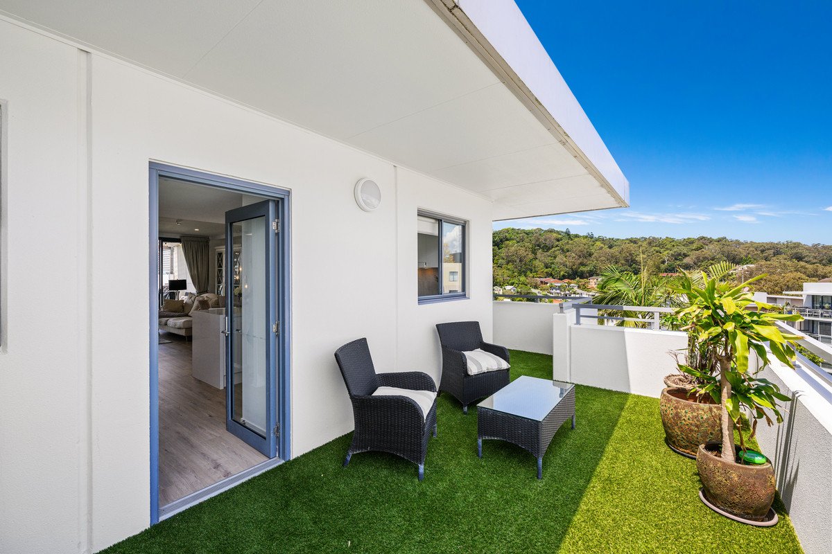 1121/1 Ocean Street Burleigh Heads 13