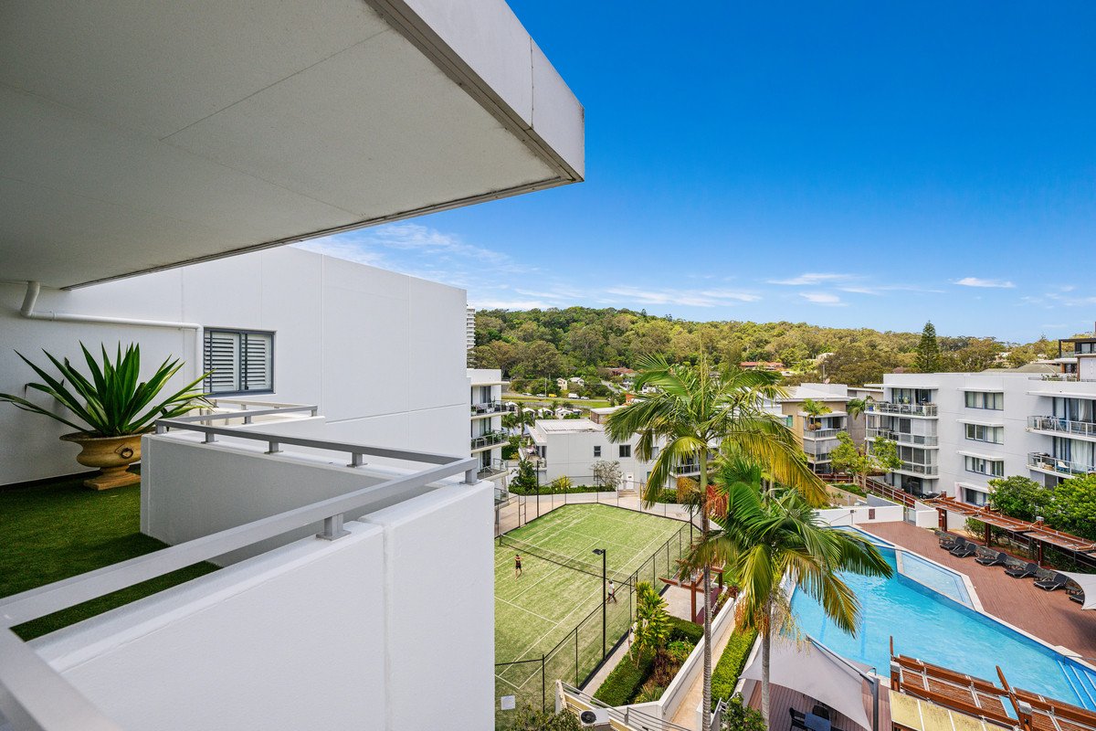 1121/1 Ocean Street Burleigh Heads 14