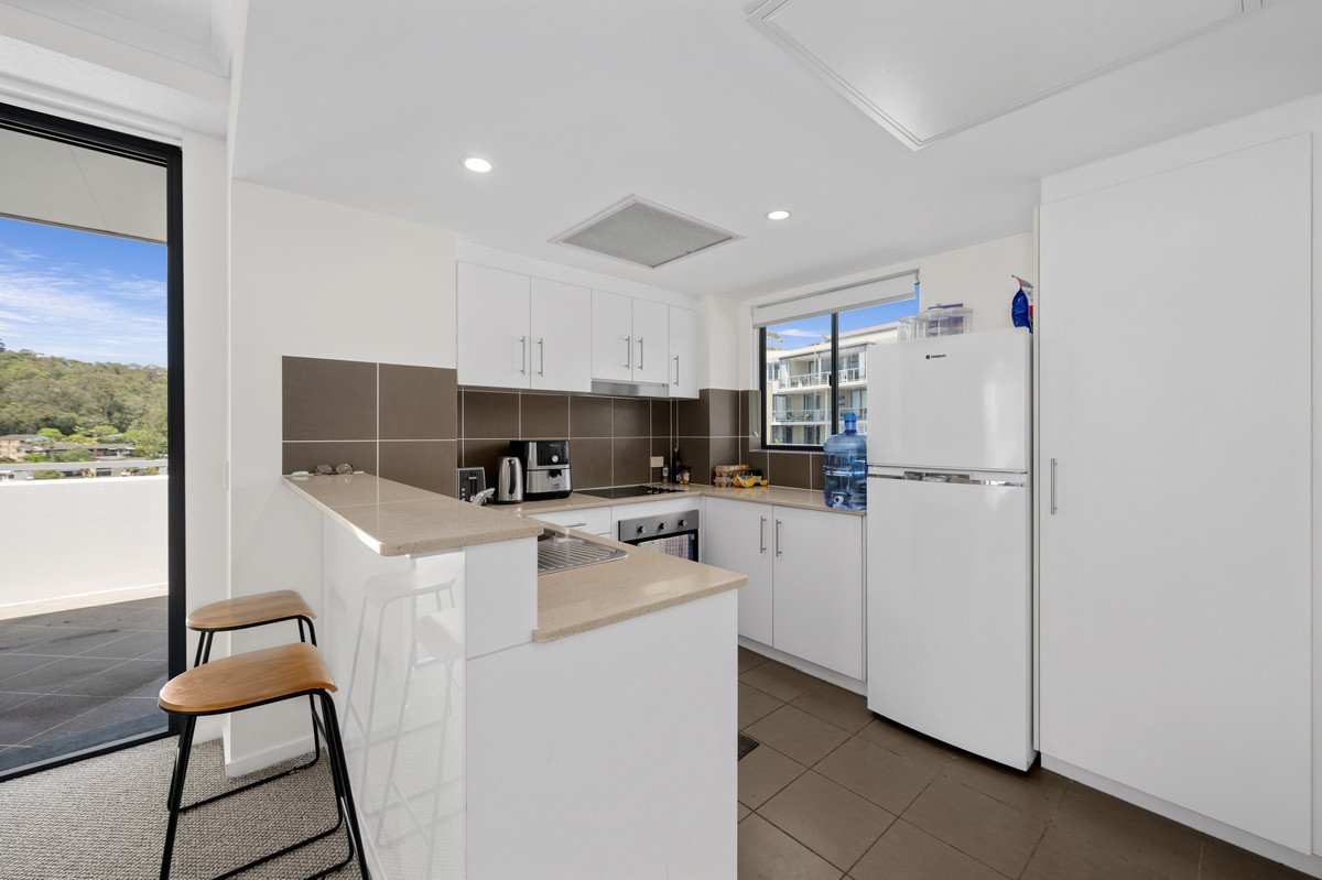 1121/1 Ocean Street Burleigh Heads 14