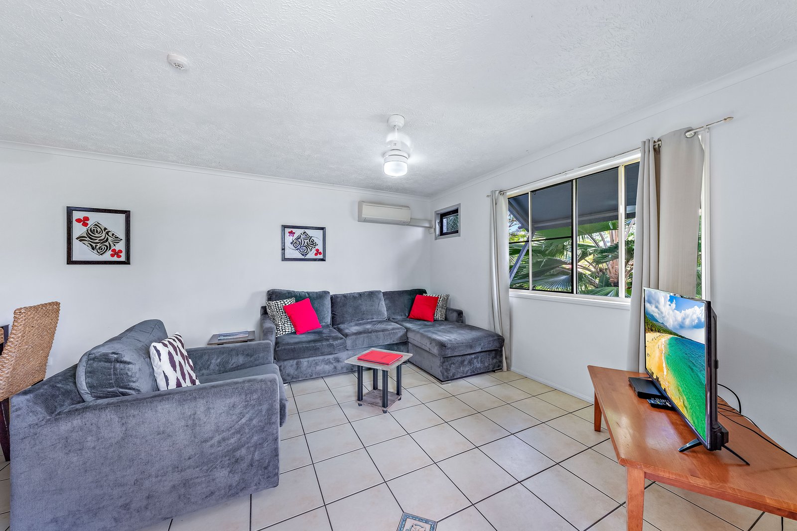 11/22 Airlie Crescent AIRLIE BEACH 7