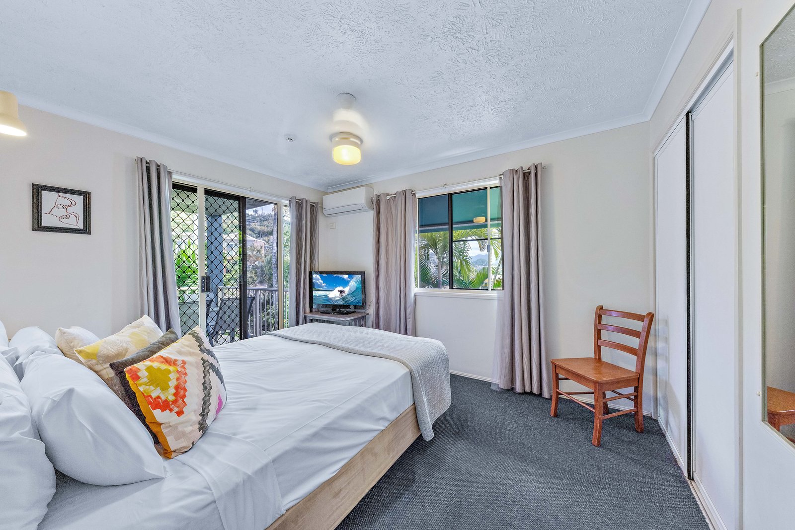 11/22 Airlie Crescent AIRLIE BEACH 9