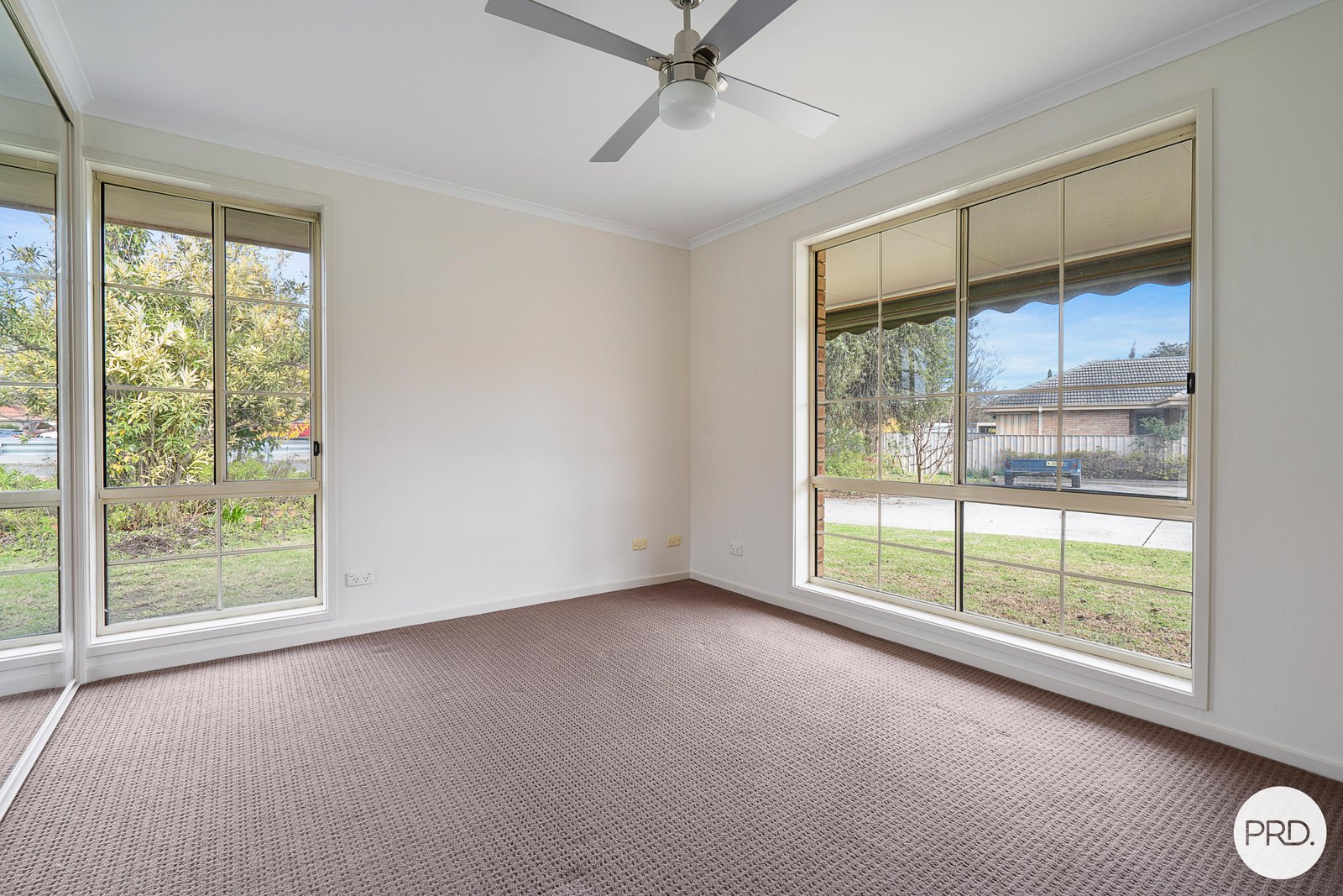 1/122 Borella Road EAST ALBURY 8