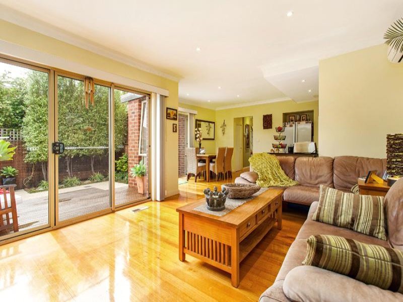 Gallery: 1/122 Collins Street