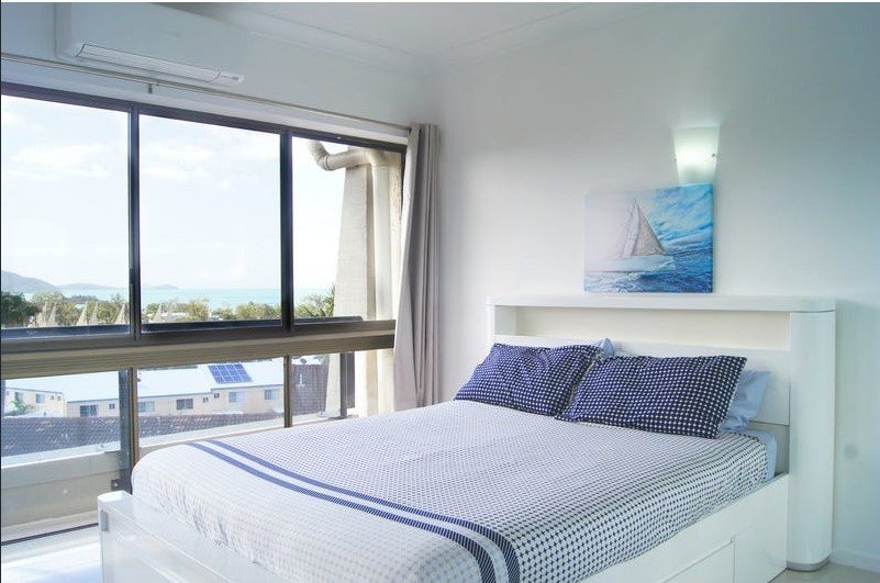 112/2 Eshelby Drive CANNONVALE 1