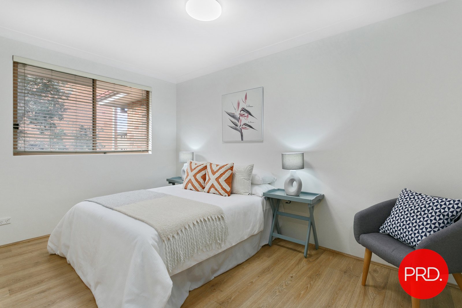 11/22 Hampton Court Road CARLTON 8