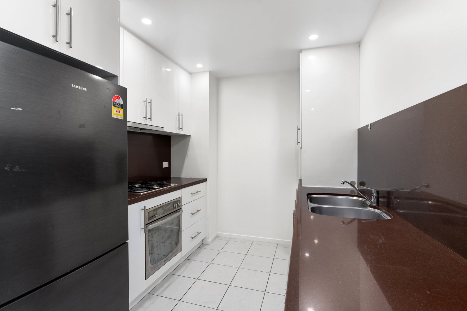 11/22 Market Street WOLLONGONG 3