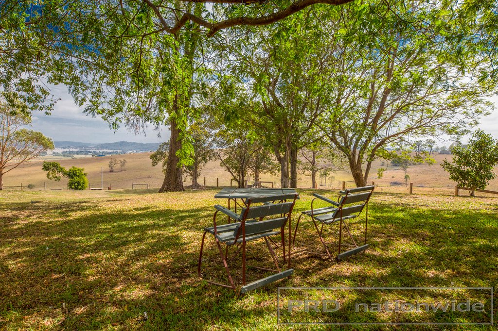 1122 New England Hwy  LOCHINVAR 4