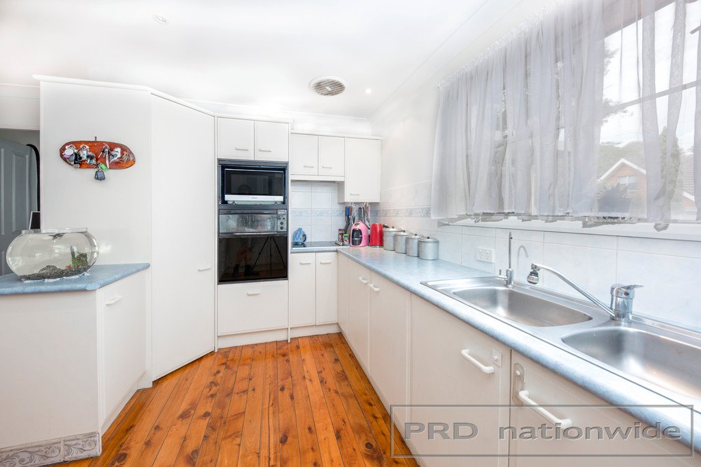 1122 New England Hwy  LOCHINVAR 10