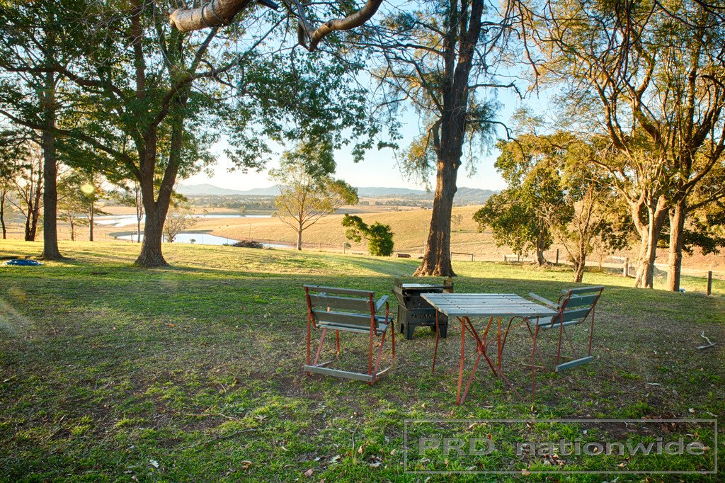 1122 New England Hwy  LOCHINVAR 19