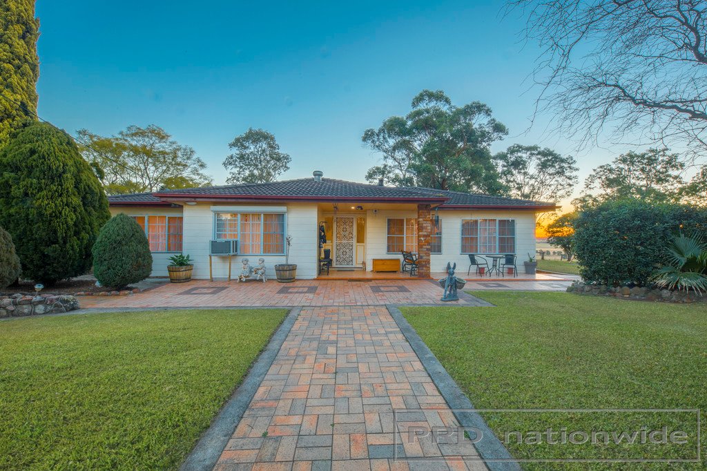 1122 New England Hwy  LOCHINVAR 26